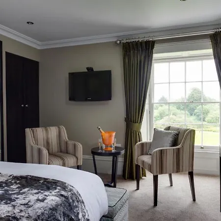 Hotel The Cornwall &