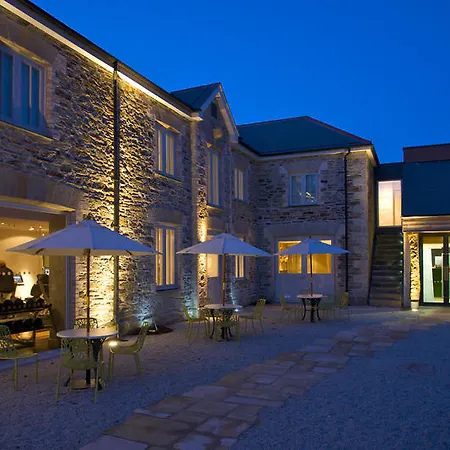 The Cornwall & Hotel