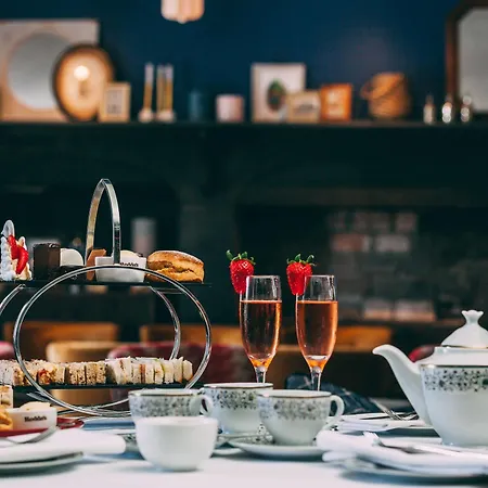 The Cornwall & Hotel 4*